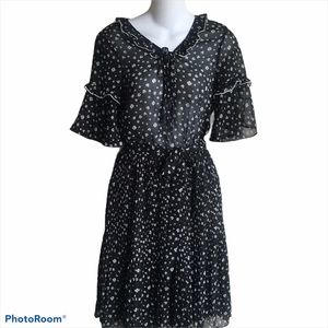 NWT H&M Black Floral Pleated Ruffle Dress Size 4 Lined Pleated Bottom